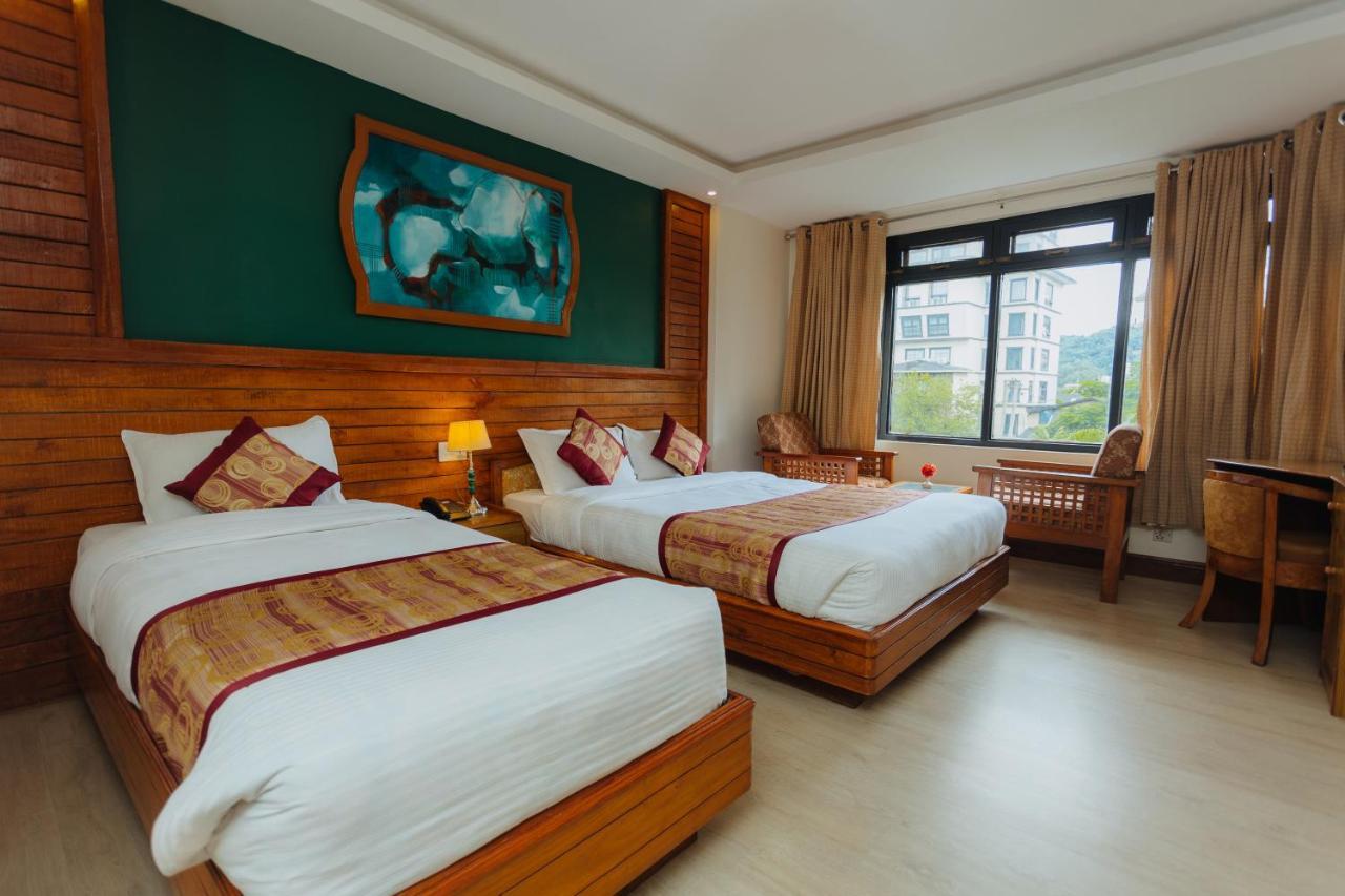 Hotel Tulsi Pokhara Luaran gambar