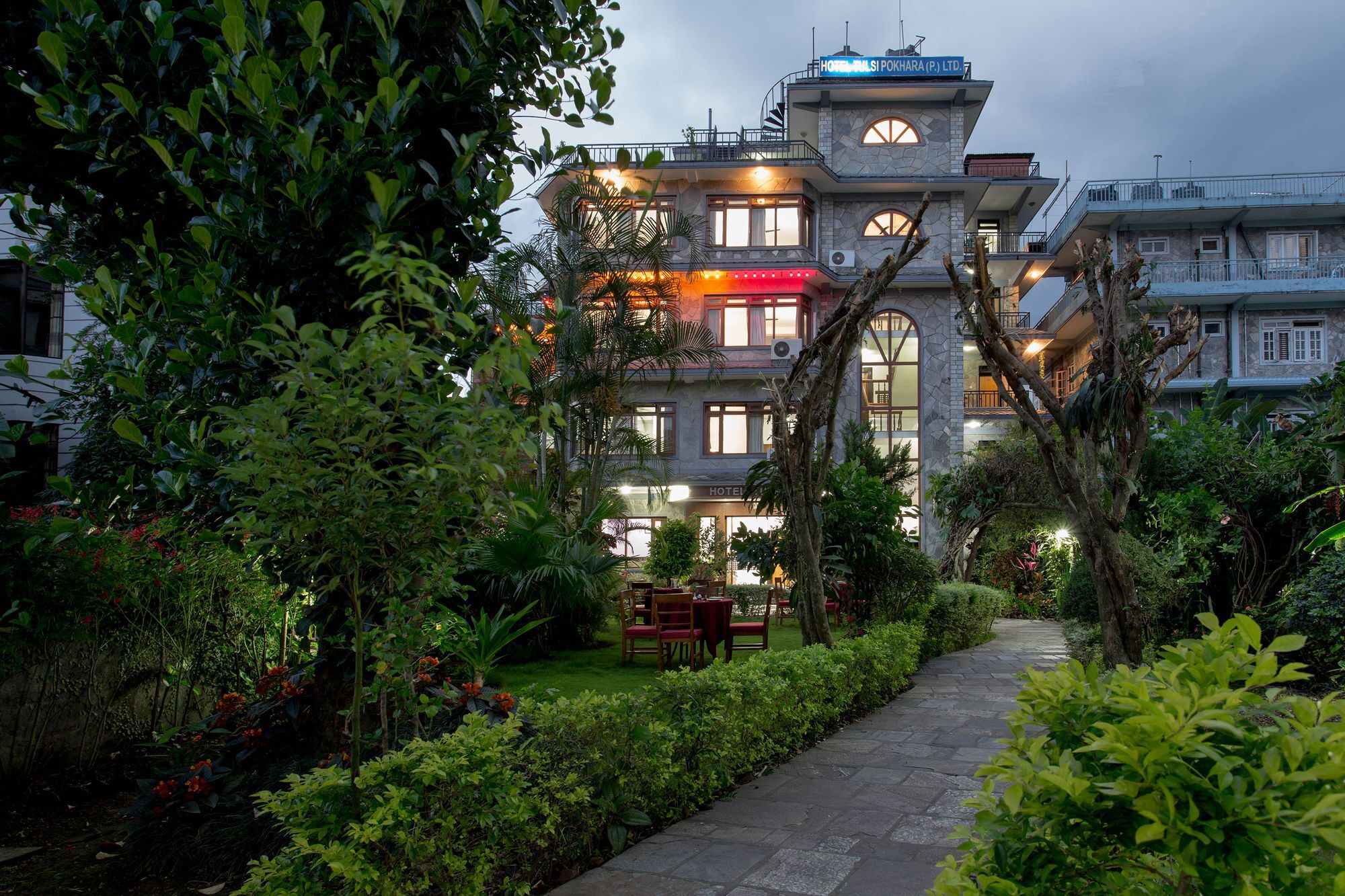 Hotel Tulsi Pokhara Luaran gambar